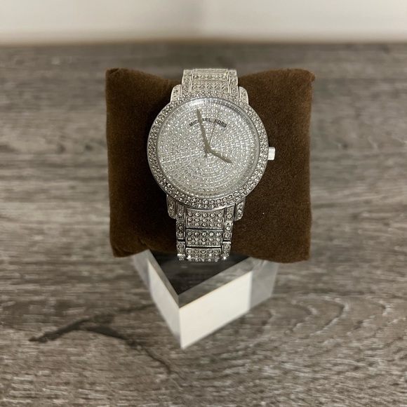 Michael Kors Crystal Stainless Steel Ladies Watch - Picture 3 of 7